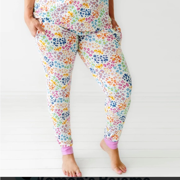 🚩SOLD🚩Little Sleepies Rainbow Leopard Women’s Bamboo Pajama Pants - NWT - XXL - Picture 4 of 10